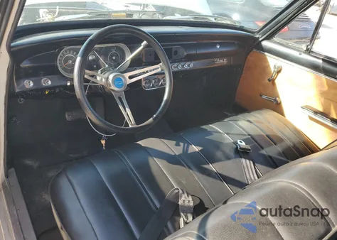 1962 Chevrolet Nova z USA, uszkodzony, nr VIN 20437N112537